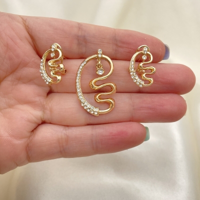 034070 - 10.91.0249 | Earring and Pendant Sets