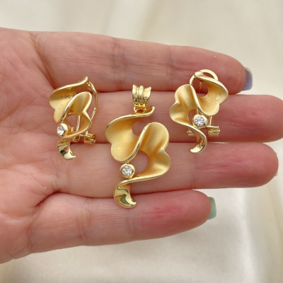 093199 - 10.59.0152 | Earring and Pendant Sets